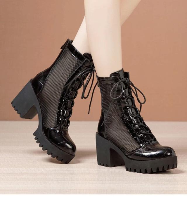 メッシュ ブーツ レディース レースアップ 厚底 太ヒール 編み上げ 黒 ハイカット 夏用 通気性 美脚 クロコ調 エナメル風 デザインブーツ おしゃれ 痛くない 歩きやすい 21.5cm〜26.5cm