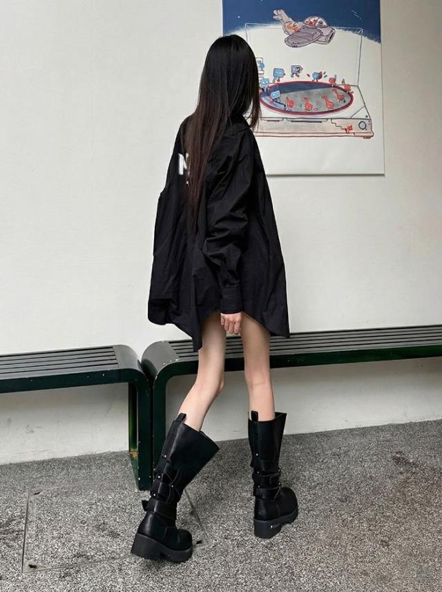 厚底 ブーツ レディース ロングブーツ ミドル丈 ベルト バックル エンジニアブーツ 黒 ブラック パンク ロック ゴシック 原宿系 厚底靴 美脚 脚長 盛れる 安定感 歩きやすい ストリート モード コスプレ ライブ フェス ダンス 衣装 靴 22.5cm 23cm 24cm 25cm_3