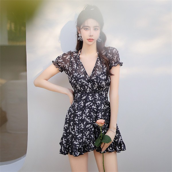 ワンピース水着 ぽっちゃり 水着 レディース 大きいサイズ 韓国 ガール 可愛い 袖付き フリル 痩せ見え 体型カバー ぽっちゃり水着 温泉 ビーチ プール 海 水泳 セクシー オトナ女子 かわいい ブラック 20代 30代 40代の通販は 6,120円