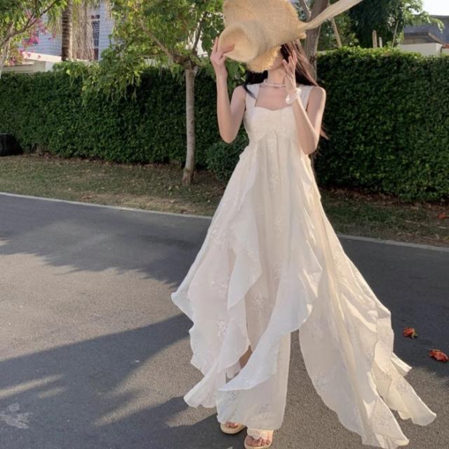 リゾートワンピース キャミソール 沖縄 大人 白 可愛い 夏 ロングワンピース ハワイ リゾートワンピ 白ワンピース ハワイアン 沖縄 体型カバー 結婚式 七五三 成人式 卒業式 入学式 Aライン 春夏おうち マキシ丈 無地 おしゃれ 韓国 光沢_1