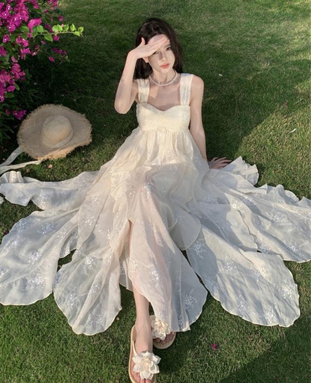 リゾートワンピース キャミソール 沖縄 大人 白 可愛い 夏 ロングワンピース ハワイ リゾートワンピ 白ワンピース ハワイアン 沖縄 体型カバー 結婚式 七五三 成人式 卒業式 入学式 Aライン 春夏おうち マキシ丈 無地 おしゃれ 韓国 光沢_2