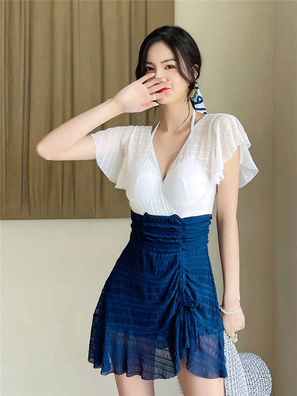 送料無料】水着 レディース ワンピース水着 リゾート 体型カバー水着