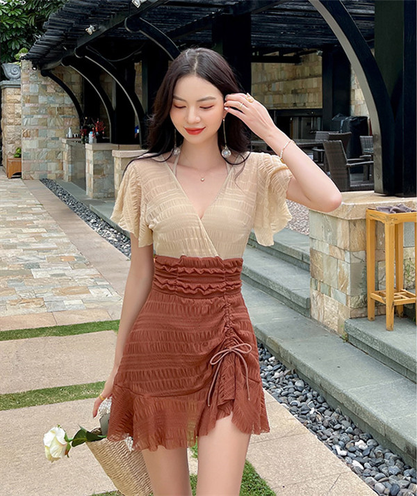 送料無料】水着 レディース ワンピース水着 リゾート 体型カバー水着