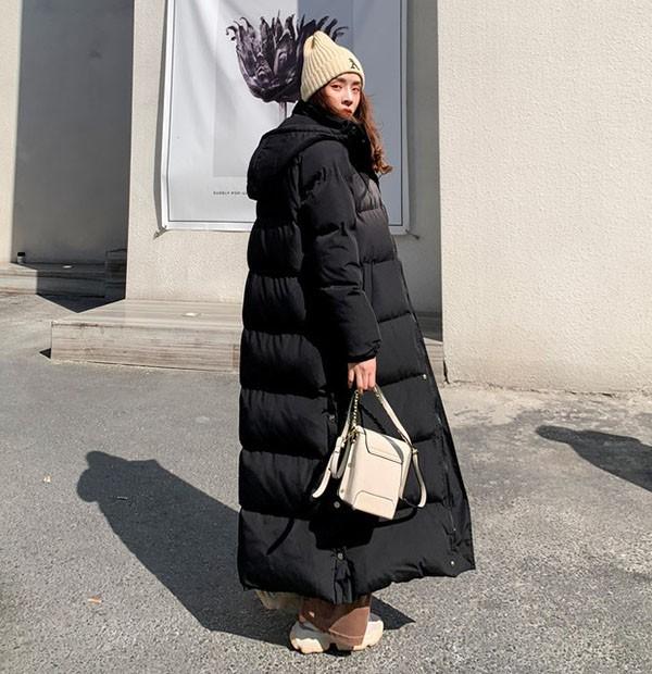 中綿コート レディース 秋冬 防寒 超ロング ロングコート アウター ベンチコート 冬服 オーバーサイズ 大きめ ゆったり感 ポケット付き フード付き 厚手 おしゃれ あったか おしゃれ 韓国風 bg010zezel9 中綿コート レディース 秋冬 防寒 超ロング ロングコート アウター