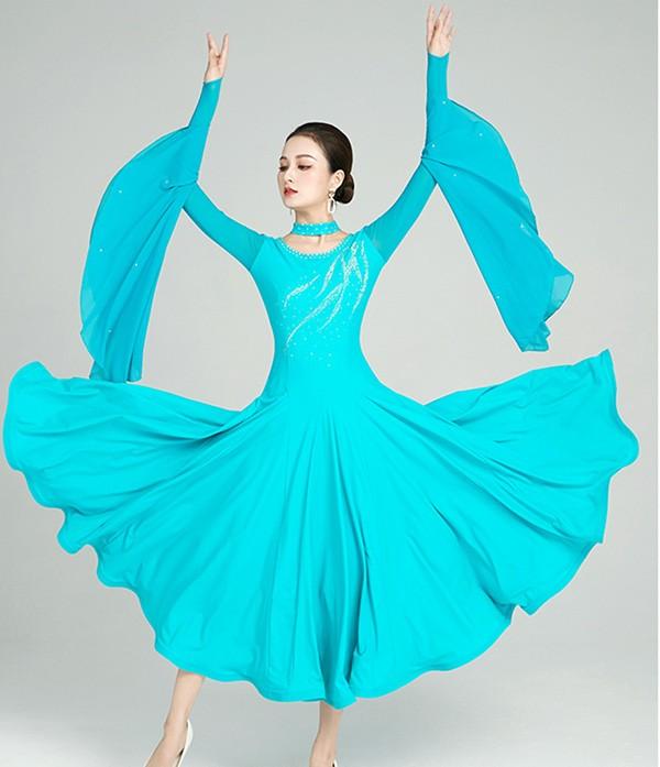 送料無料】社交ダンスドレス 広がる裾 競技用ドレス ダンス衣装 ダンス