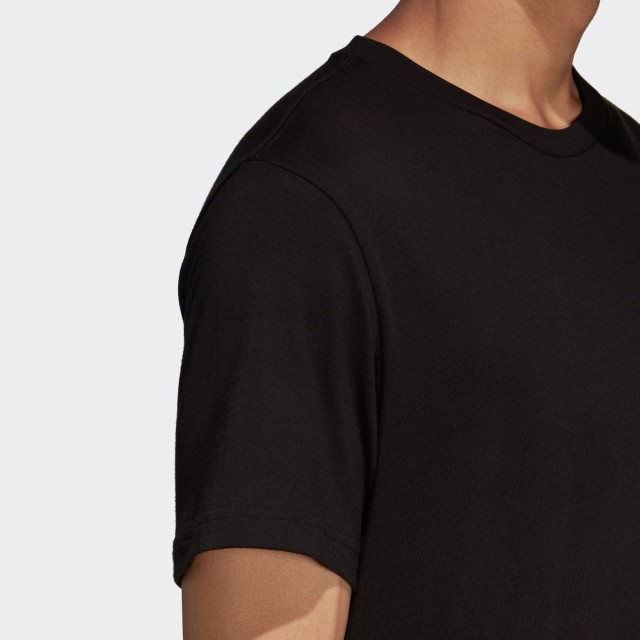 essential tee
