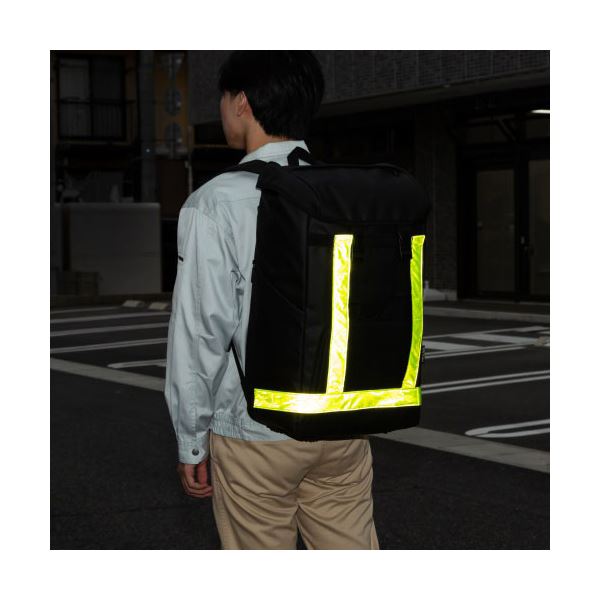サンワサプライ 現場用リュック 大容量でヘルメットも入る反射テープ付き大容量リュック BAG-GEN1BK |b04の通販は