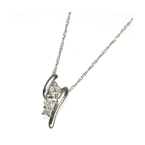 K18WG（ホワイトゴールド）ダイヤモンドデザインペンダント【メーカー直送】代引き・銀行振込前払い不可・同梱不可の通販は