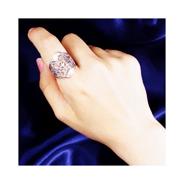 透かし彫りダイヤリング 指輪　21号