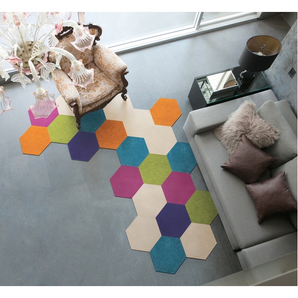 ホームタイルカーペット (R-5005 43cm×50cm イエローグリーン 4枚入) 日本製 防滑 防音 防炎 防ダニ スミノエ 『ロッカク』 |b04の通販は 5,524円