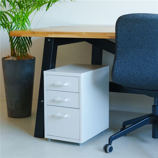 ファイルワゴン 3段 ホワイト キャスター付き 大容量 デスクキャビネット デスクワゴン サイドワゴン インワゴン 収納 オフィスワゴン キャビネット  スチールキャビネット ワゴン キャビン オフィス家具 UTILITY NFW-663 【法人様限定】【日本製】 のネット通販なら ... デスク 収納ワゴン キャビネット ホワイト