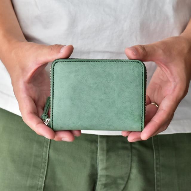 【レビュー投稿で+5％還元】クルニー 二つ折り財布 シビラ ラウンドファスナー メンズ レディース CR-00045 CRONY. Sibilla Middle Wallet ミドルウォレット 本革 牛革 レザー 開運 一粒万倍日 sh_of agesugi_sfa クリスマス_mp クリスマス_wp レビュー投稿で+5％還元】クルニー 二つ折り財布 シビラ ラウンド