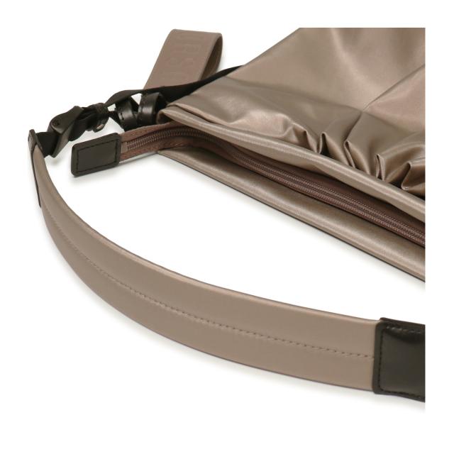 レビュー投稿で+5％還元】ペレボルサ ショルダーバッグ A4 レディース