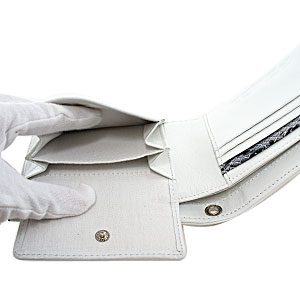 【レビュー投稿で+5％還元】ポリス POLICE EVEN 二つ折り財布 PA5502 0512 ブラック イーブン ベーシック 2つ折り 開運 一粒万倍日 クリスマス_mp レビュー投稿で+5％還元】ポリス POLICE EVEN 二つ折り財布 PA5502