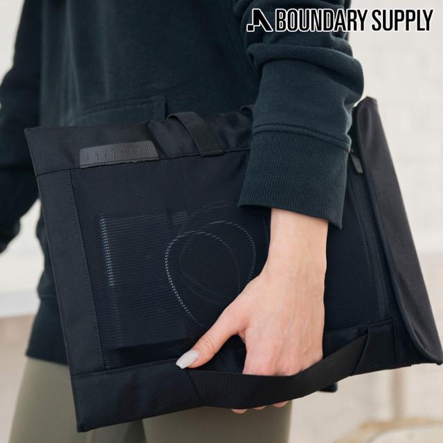 【レビュー投稿で+5％還元】バウンダリーサプライ タブレットケース TE-FLS-01 FIELDSPACE LAPTOP SLEEVE 書類収納 ケーブル収納 14インチ対応 軽量 7,884円