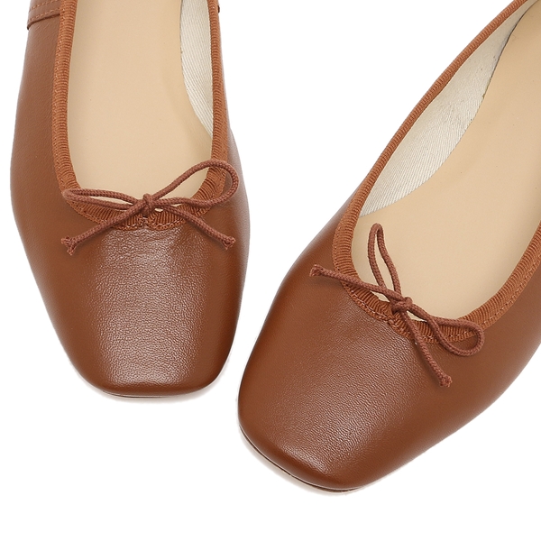 アーペーセー パンプス レディース APC F53250 PXBTF CADの通販は