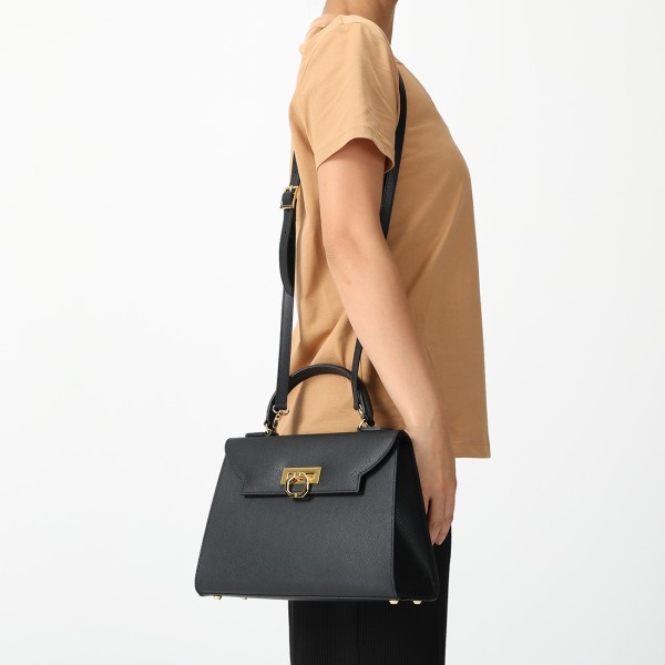 カルボッティ ハンドバッグ ショルダーバッグ イヴァナ イヴァーナ ブラック レディース CARBOTTI 443