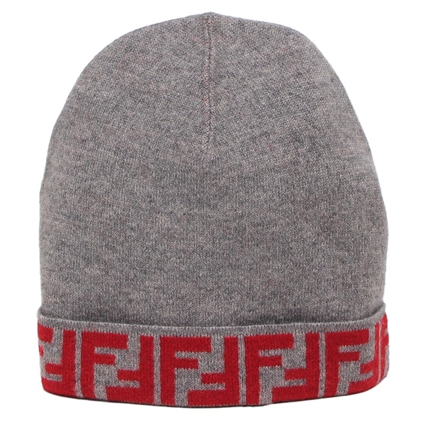 フェンディ ニット帽 ズッカ柄 タグあり フェンディ ニット帽 ズッカ柄