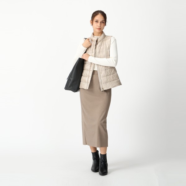 ヘルノ ダウンジャケット コート イコニコ ジュリア ダウンベスト ベージュ レディース HERNO PI0661DIC 12017Z 1985 ヘルノ ダウンジャケット コート イコニコ ジュリア ダウンベスト