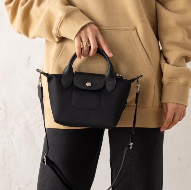 【新品】LONGCHAMP プリアージュ・ネオXS 斜め掛け定番ブラック 新品】LONGCHAMP プリアージュ・ネオXS 斜め掛け定番ブラック