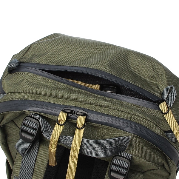 ミステリーランチ リュック バックパック CATALYST 26 カタリスト 26 25.8L メンズ レディース MYSTERY RANCH 112901 341 A4対応