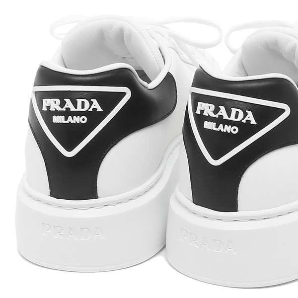プラダ スニーカー 靴 トライアングルロゴ ホワイト ブラック メンズ PRADA 4E3583 3G4I F0964【返品OK】｜au PAY  マーケット