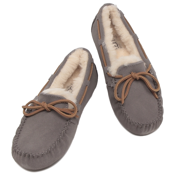 UGG（スリッポン/モカシン）のフリマアイテム一覧
