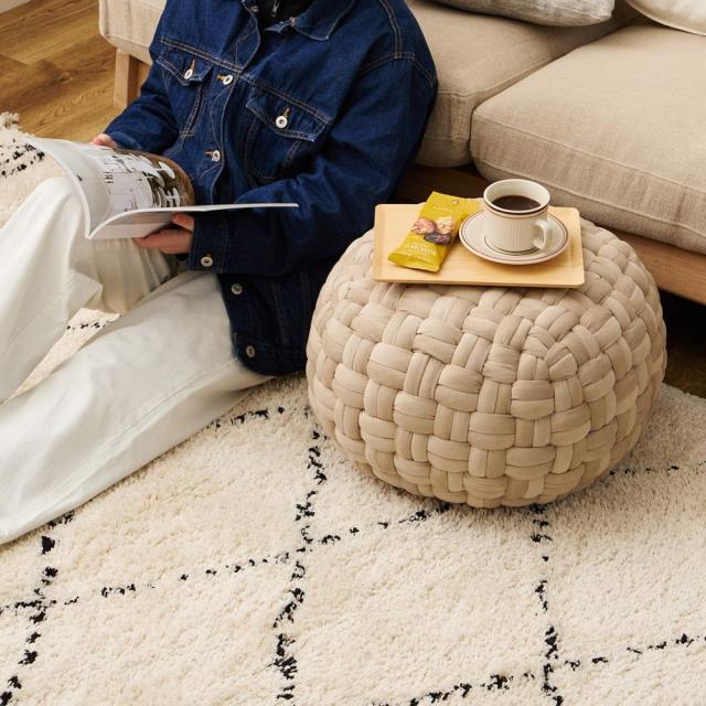 ベルベット生地のスツール プフ Mサイズ ベージュ 40×40×20  【直送品】 返品・キャンセル・他商品と同時購入は不可