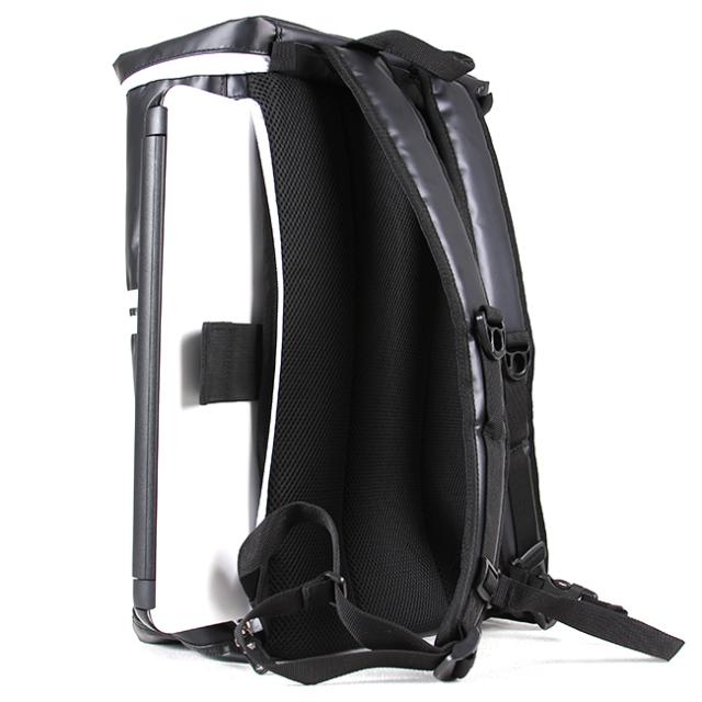 商品レビューで+5%｜FILA フィラ リュック 27L スクエア ボックス型