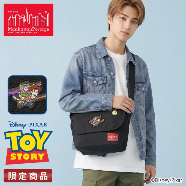 商品レビューで+5%｜マンハッタンポーテージ トイストーリー ウッディ バズ・ライトイヤー ショルダーバッグ メッセンジャーバッグ メンズ レディース ブランド 軽量 横型 小さめ 斜めがけ Manhattan Portage TOY STORY Nylon Messenger Bag (SM) FZP MGNT MP1605JRMGNTTOYBZ