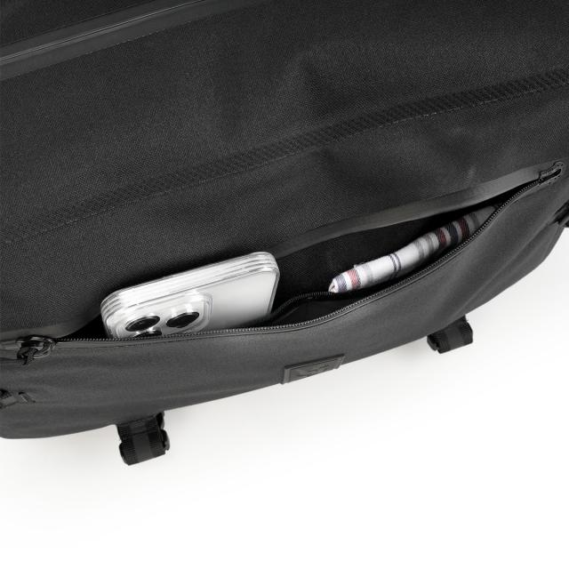 商品レビューで+5%｜クローム インダストリーズ カデットWP スリングバッグ ワンショルダーバッグ 17L 撥水 防水 耐水 ウォータープルーフ CHROME INDUSTRIES KADET BG394_7