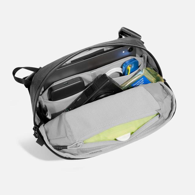 商品レビューで+5%｜Aer Day Sling 4 Ultra トラベルコレクション
