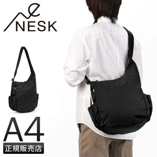 商品レビューで+5%｜ネスク ウォッシュ ショルダーバッグ メンズ レディース ペットボトル 入る 三日月型 A4 NESK WASH NS-013