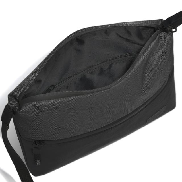 商品レビューで+5%｜アントラック サコッシュ Sサイズ A5 OUTDOOR/CE UNTRACK 60052 ブランド メンズ 商品レビューで+5%｜アントラック サコッシュ Sサイズ A5 OUTDOOR/CE