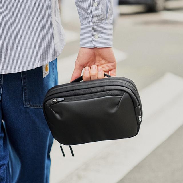 商品レビューで+5%｜エアー マルチポーチ Aer Cable Kit 3 ガジェットポーチ トラベルポーチ メンズ ブランド 軽量 防水 小さめ ミニ コンパクト 2.6L テックコレクション 31018