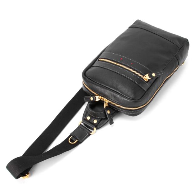 タケオキクチ ボディバッグ ワンショルダーバッグ メンズ ブランド 軽量 撥水 縦型 斜めがけ 小さめ ミニ A5 マンチェスター TAKEO KIKUCHI 705961 タケオキクチ TAKEO KIKUCHI タケオキクチ ボディバッグ ワンショルダーバッグ メンズ ブランド 斜めがけバッグ 撥水 防水 軽量 B5  TAKEO KIKUCHI 739911 （クロ） -ファッション通販 FASHION WALKER TAKEO KIKUCHI タケオキクチ