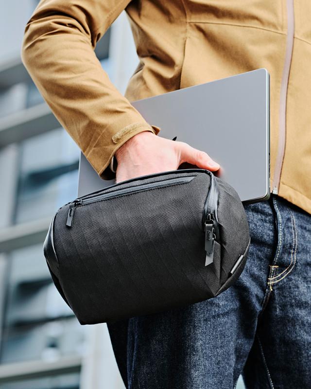 商品レビューで+5%｜アルパカ ショルダーバッグ メンズ バーデックスポーチ ガジェットポーチ ガジェットケース ミニ 小さめ 小さい バッグ 自立 2WAY 3.5L A5 ALPAKA VERTEX POUCH 4145