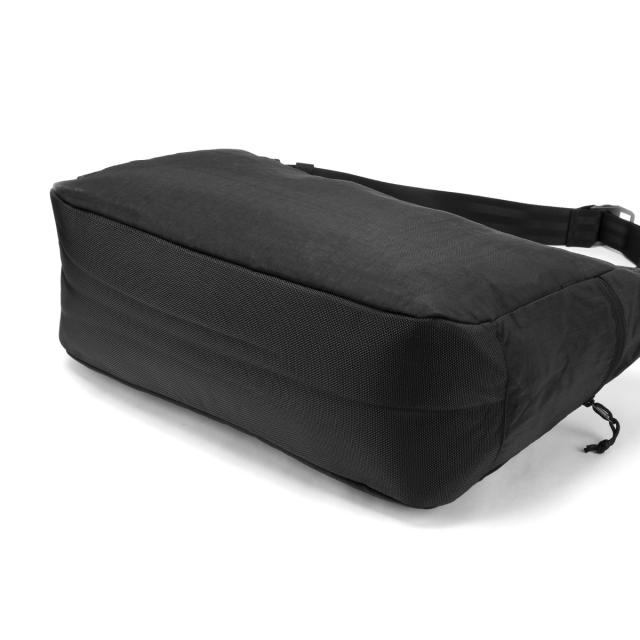 商品レビューで+5%｜クローム インダストリーズ ニュースペーパー メッセンジャーバッグ 26L B4 ブラック CHROME INDUSTRIES MESSENGER BJ015