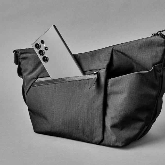 商品レビューで+5%｜アルパカ ショルダーバッグ メンズ  スリングアンドショルダー ペットボトル 三日月型 ALPAKA 4185 商品レビューで+5%｜アルパカ ショルダーバッグ メンズ スリングアンド