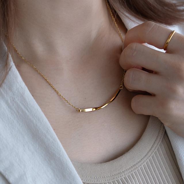 毎日つけたい！しずく型ショートネックレス ゴールド DANAE ネックレス ステンレス製 レディース ショートネックレス