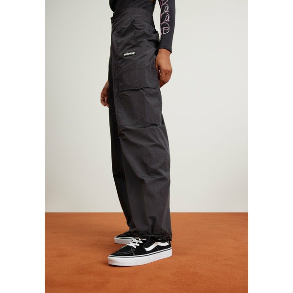 エレッセ レディース カジュアルパンツ ボトムス CORSELLO TRACK PANT