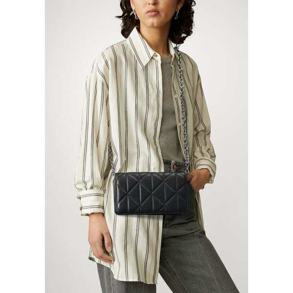 イーブン アンド オド レディース クラッチバッグ バッグ Clutch - black blackの通販は