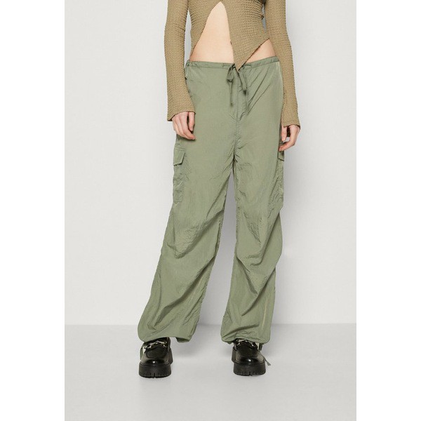 モンキ レディース カジュアルパンツ ボトムス Cargo trousers green