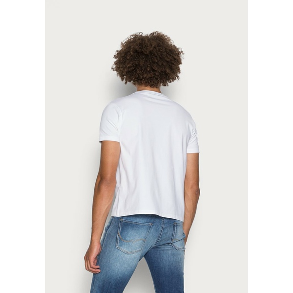 ヌー イン メンズ Tシャツ トップス Pixel Relaxed Fit Print T Shirt White Whiteの通販はau Pay マーケット Asty