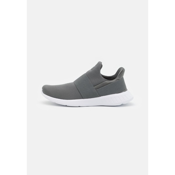 reebok lite slip on