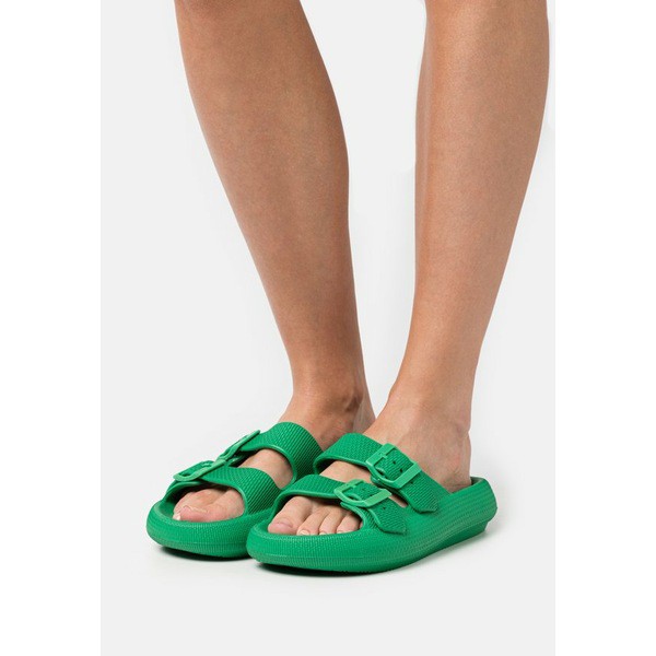 イーブン アンド オド レディース サンダル シューズ Sandals - green-