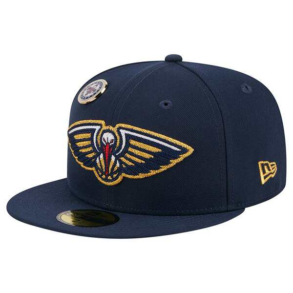 ニューエラ メンズ 帽子 アクセサリー New Orleans Pelicans New Era Chainstitch Logo Pin 59FIFTY Fitted Hat Navyの通販は
