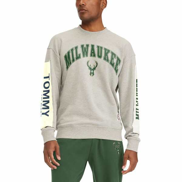 ファナティクス レディース Tシャツ トップス Milwaukee Bucks