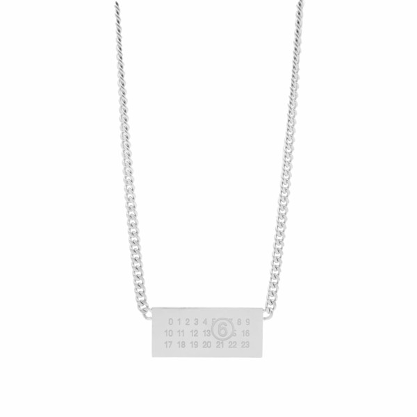 マルタンマルジェラ メンズ ネックレス・チョーカー アクセサリー MM6 Maison Margiela Number Logo Panel  Necklace Silver｜au PAY マーケット