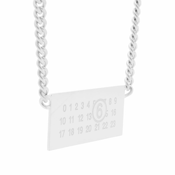 マルタンマルジェラ メンズ ネックレス・チョーカー アクセサリー MM6 Maison Margiela Number Logo Panel  Necklace Silver｜au PAY マーケット